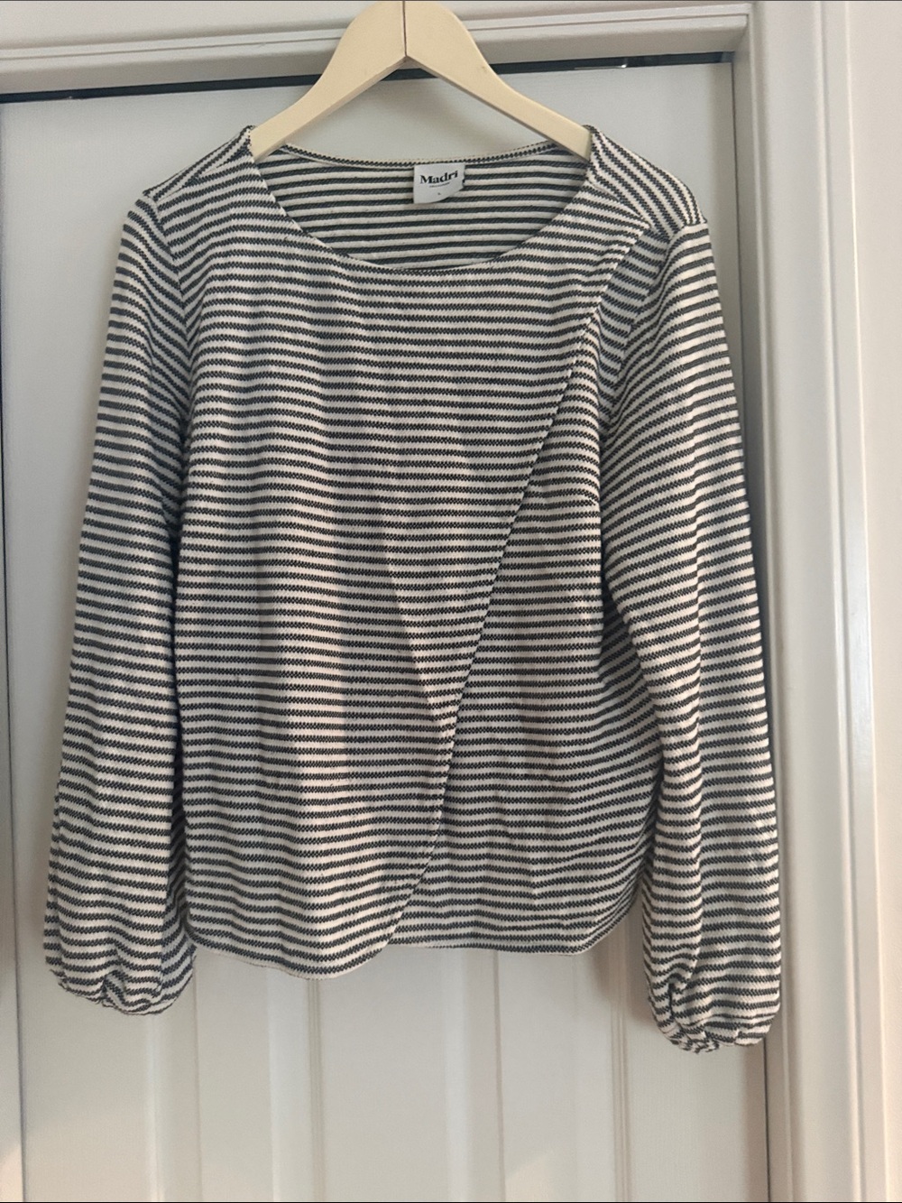 Madri nursing friendly Black & Cream Striped Scoopneck Sweater